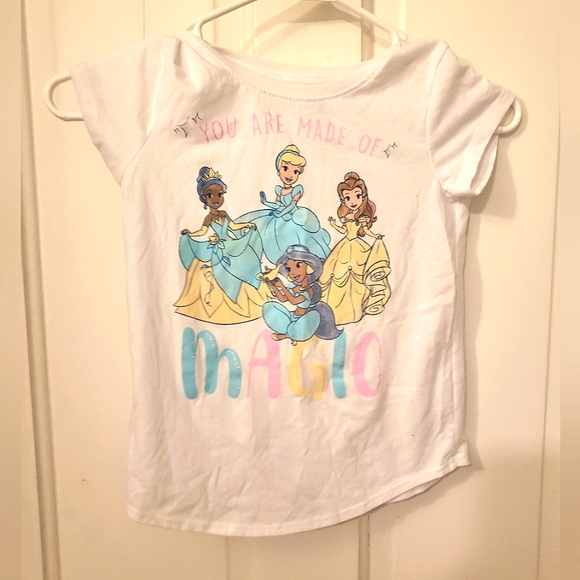 Disney Magic Princesses T-Shirt - Picture 1 of 4